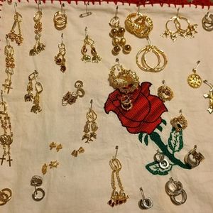 Estoy vendiendo estas joyas que es oro laminado br